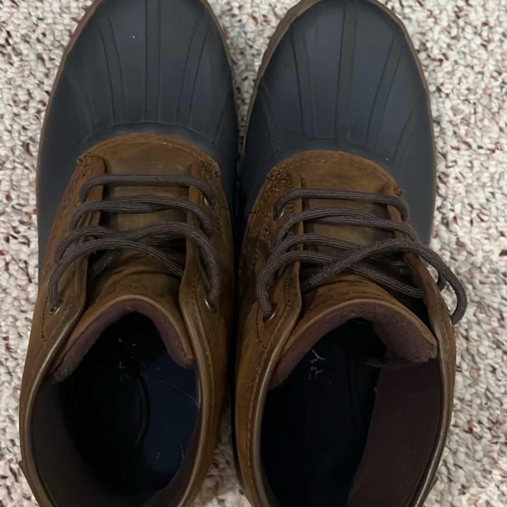 Sperry boots - image 5